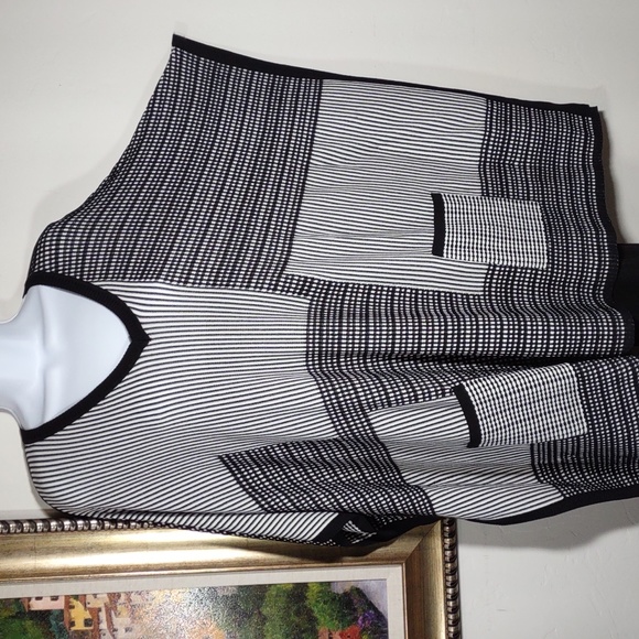 Chico's Geometric Textured Poncho - Picture 2 of 5